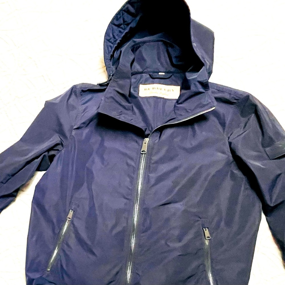 NWOT Burberry Rain Jacket 70% OFF ORIGINAL PRICE!